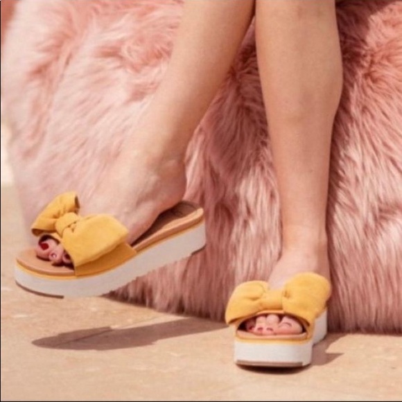 UGG Shoes - Ugg Joan Platform Bow Sandals
